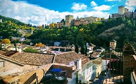 Apartamentos Turísticos Alhambra